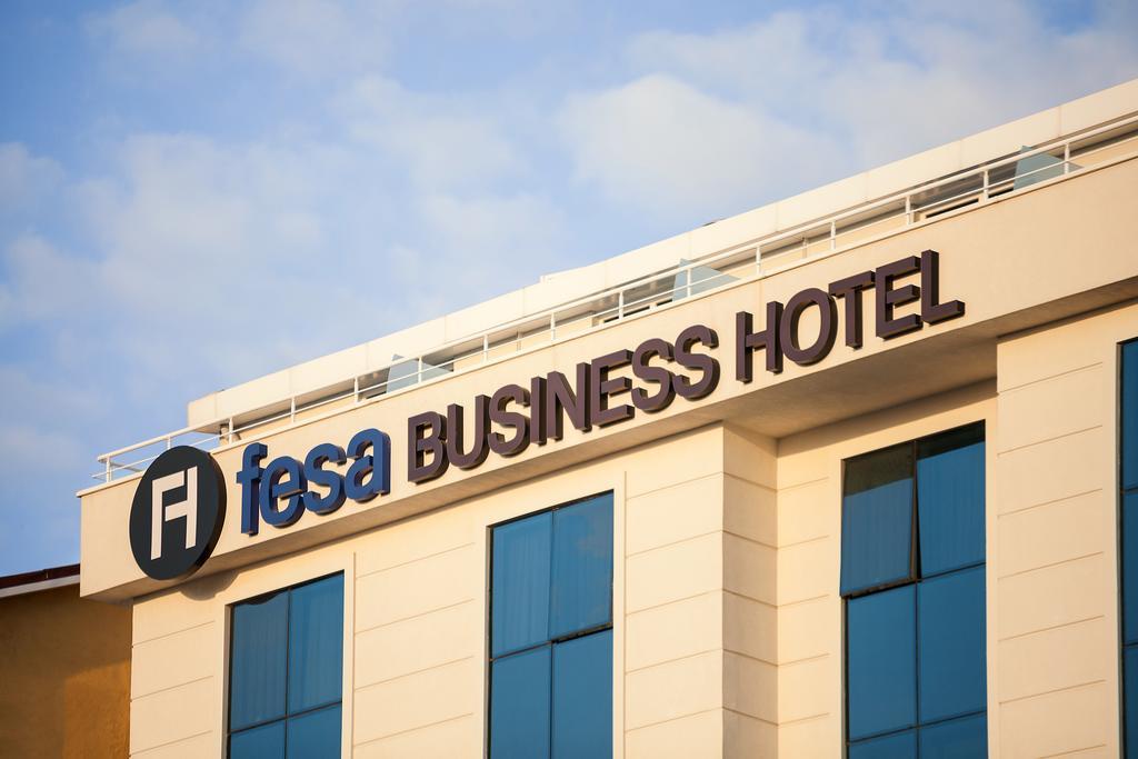 Fesa Business Hotel Гебзе Екстериор снимка